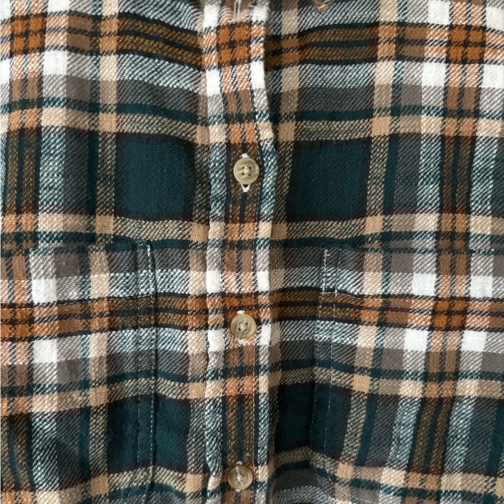 American Eagle Cropped Flannel Button Front Top, Plaid, Woman's Medium - Picture 4 of 7